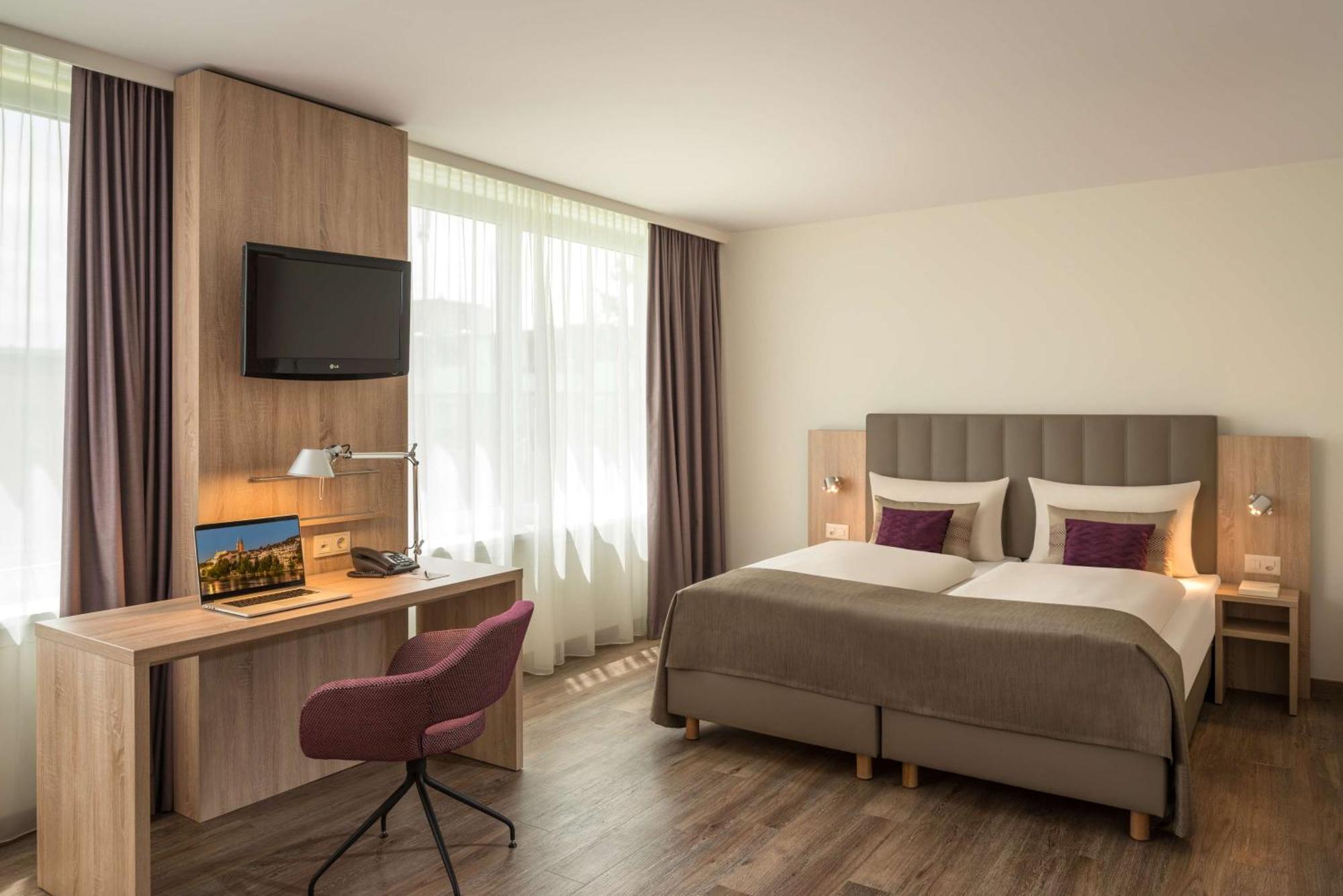 Essential By Dorint Basel City Esterno foto