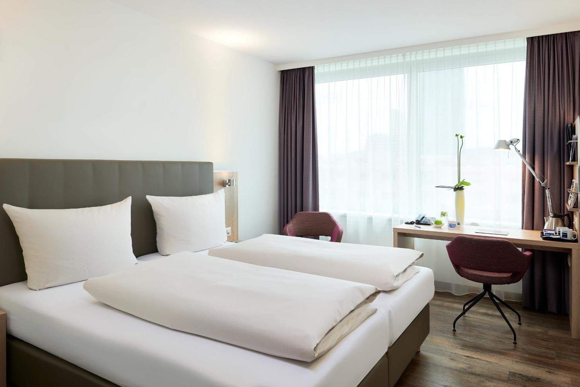 Essential By Dorint Basel City Esterno foto
